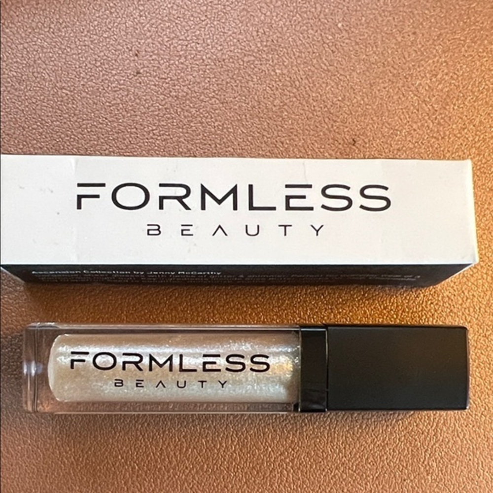 Formless Beauty by Jenny McCarthy Nude Collection Lip Gloss in Bliss::NIB::